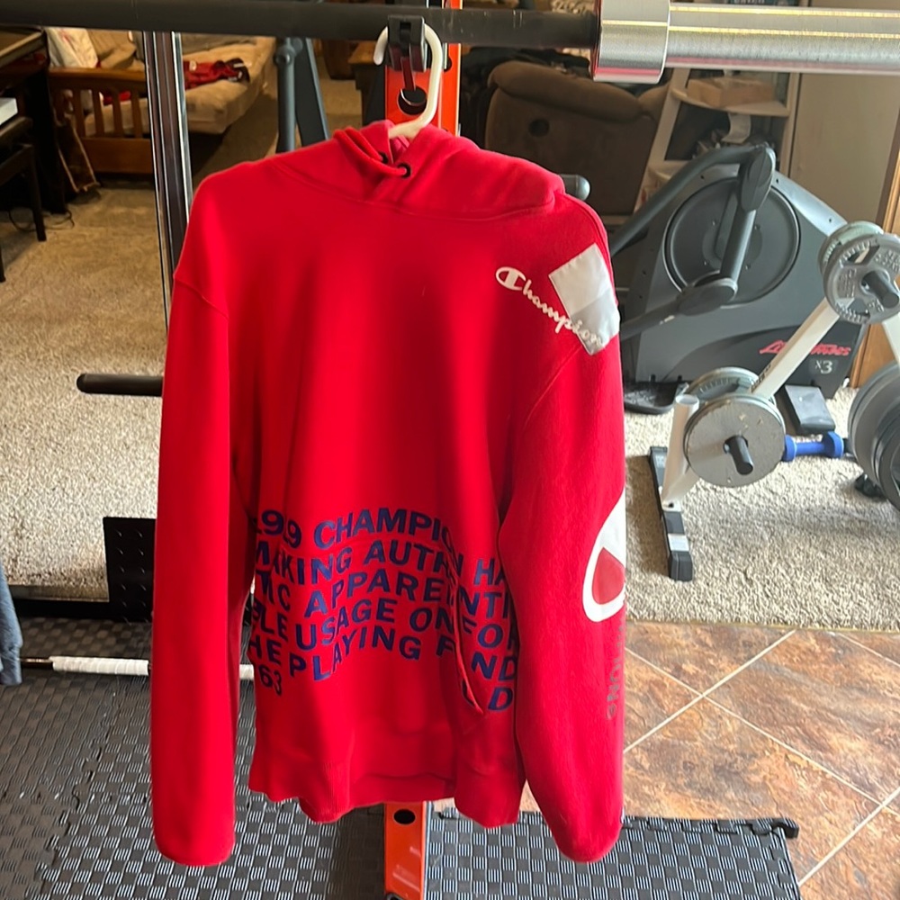 Mens Medium Champion “Behind The Label” red hoodie